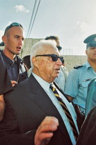Ariel Sharon visits the Temple Mount, September 28, 2000 (Photo credit: Flash90) Ariel Sharon visits the Temple Mount, September 28, 2000 (Photo credit: Flash90)