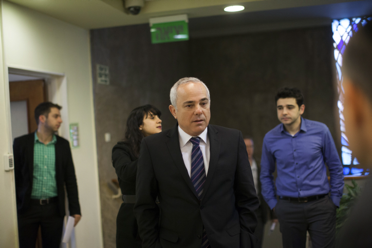Strategic Affairs Minister Yuval Steinitz on February 2, 2014. (photo credit: Yonatan Sindel/Flash90) Strategic Affairs Minister Yuval Steinitz on February 2, 2014. (photo credit: Yonatan Sindel/Flash90)