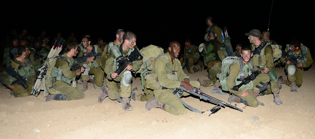 A Nahal Brigade beret march en route to Massada (photo credit: Alexi Rosenfeld/ IDF Spokesperson's Unit) A Nahal Brigade beret march en route to Massada (photo credit: Alexi Rosenfeld/ IDF Spokesperson's Unit)