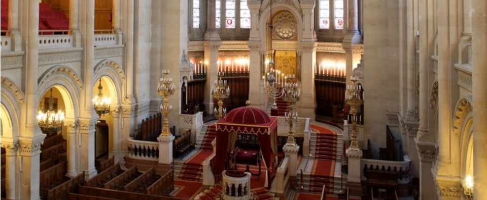 A view of the interior of the Synagogue de la Victoire in Paris, France. (Courtesy lavictoire.org) A view of the interior of the Synagogue de la Victoire in Paris, France. (Courtesy lavictoire.org)