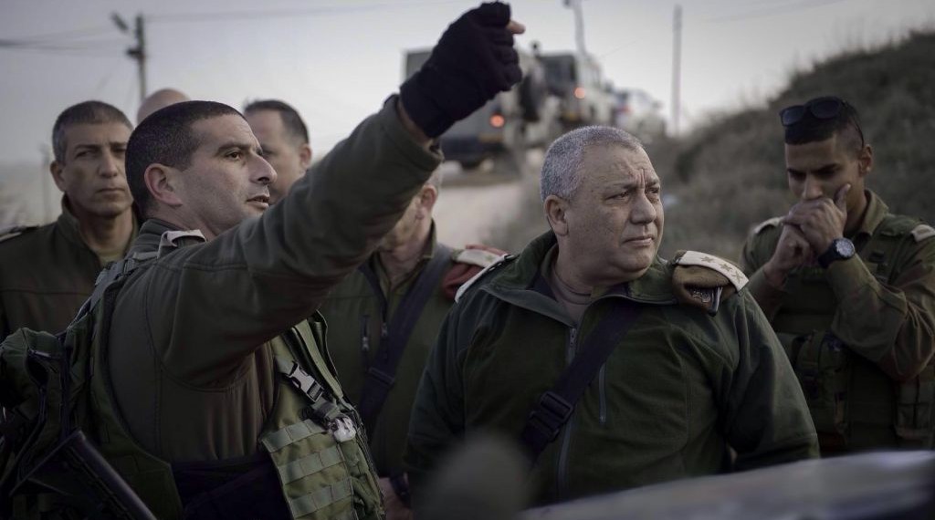 Judea regional Brigade commander Yariv ben Ezra (left) and IDF Chief of Staff Lt. Gen. Gadi Eisenkot near Otniel on Monay, January 18 2016. (IDF) Judea regional Brigade commander Yariv ben Ezra (left) and IDF Chief of Staff Lt. Gen. Gadi Eisenkot near Otniel on Monay, January 18 2016. (IDF)