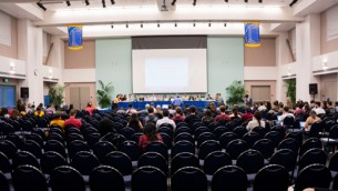Inside the divestment hearing at UCSB (Photo by John Clow/Daily Nexus)