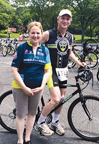 The JFS’s Susan Greenbaum stands with the Jewish Standard’s publisher, Jamie Janoff.